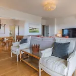 Royal 3bdr With Balcony & River View By Lovelystay Lisbona
