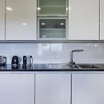 Appartamento Royal 3bdr With Balcony & River View By Lovelystay Lisbona