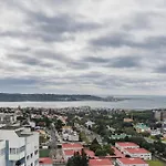 Royal 3bdr With Balcony & River View By Lovelystay * Lisbona
