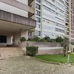Royal 3bdr With Balcony & River View By Lovelystay * Lisbona