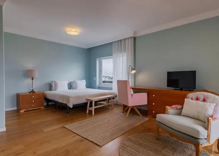 Royal 3bdr With Balcony & River View By Lovelystay Lissabon