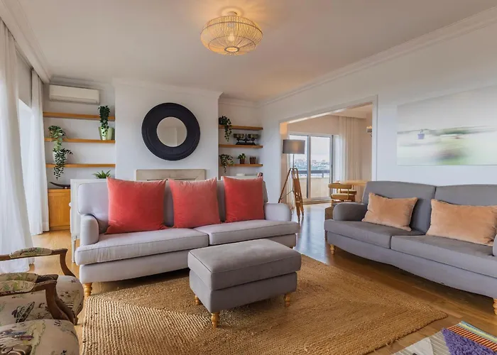 Apartment Royal 3bdr With Balcony & River View By Lovelystay Lissabon