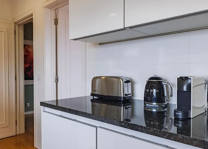 Royal 3bdr With Balcony & River View By Lovelystay Apartamento *