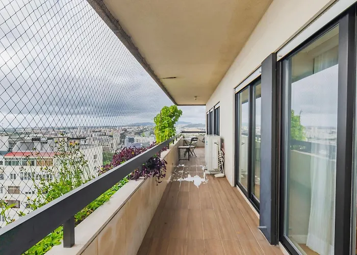 아파트 Royal 3bdr With Balcony & River View By Lovelystay *