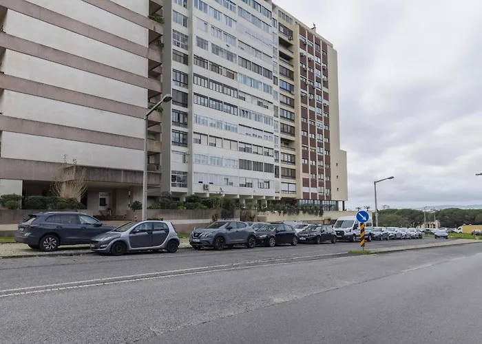 Royal 3bdr With Balcony & River View By Lovelystay * 리스본